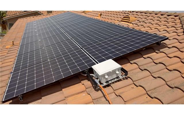 Tấm pin năng lượng mặt trời và thành phần cấu tạo